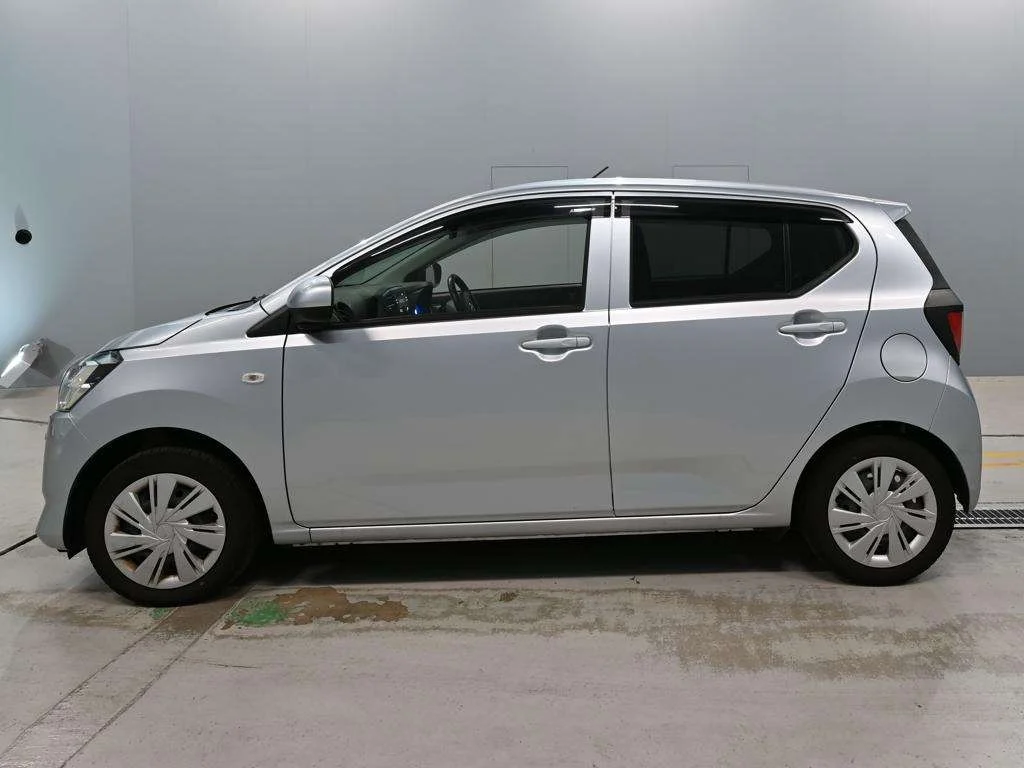 Daihatsu Mira e:S LA350S 2023